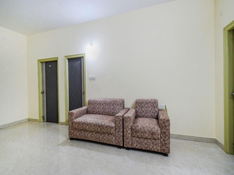 Fabhotel Rk Suites
