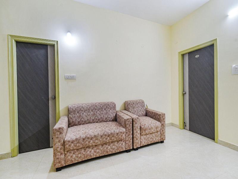 Fabhotel Rk Suites