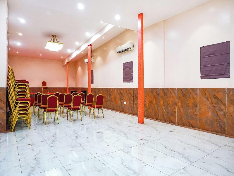Fabhotel Rachana Residency image