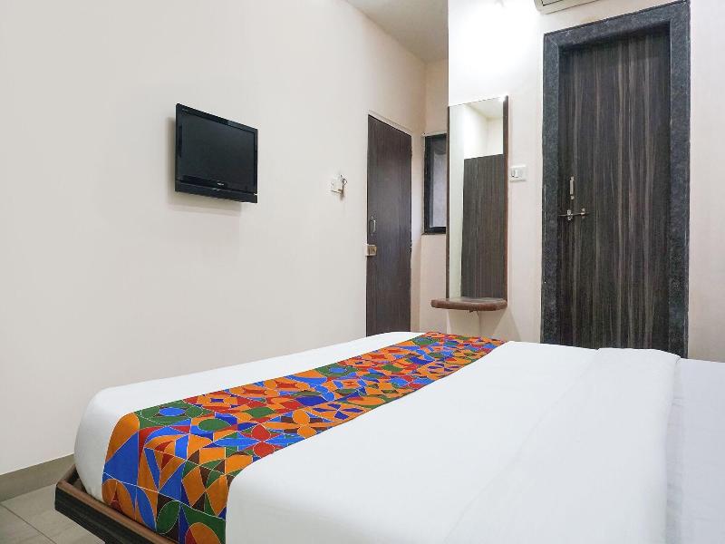 Fabhotel Rachana Residency image
