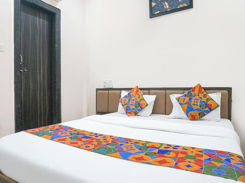 Fabhotel Rachana Residency image