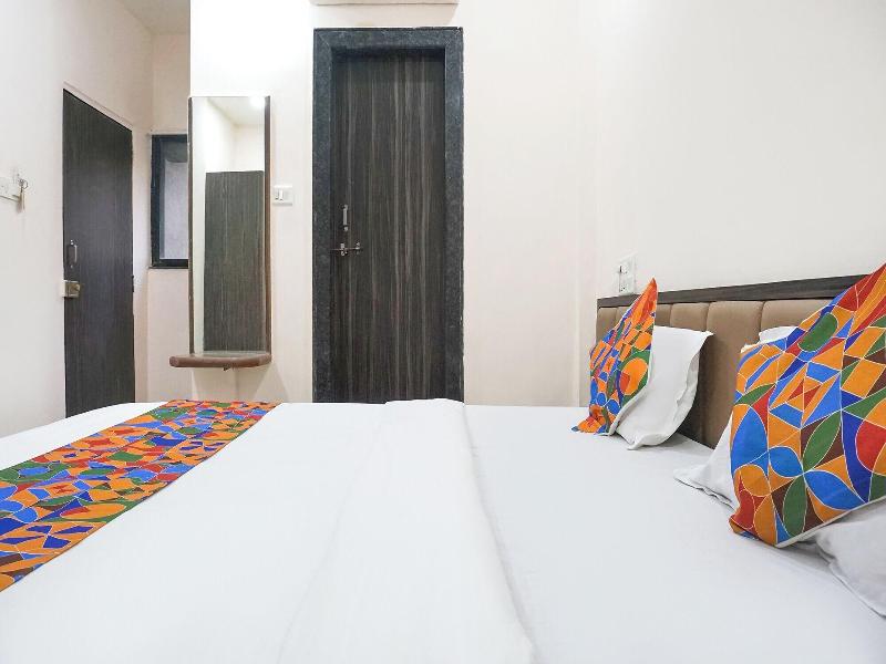 Fabhotel Rachana Residency image