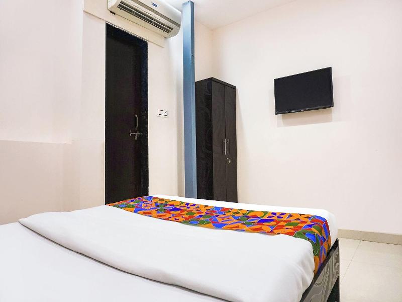 Fabhotel Rachana Residency image