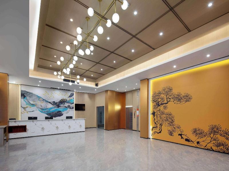 Hawthorn By Wyndham Guangzhou Baiyun Airport image