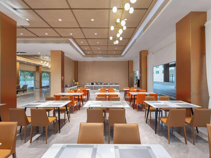 Hawthorn By Wyndham Guangzhou Baiyun Airport image