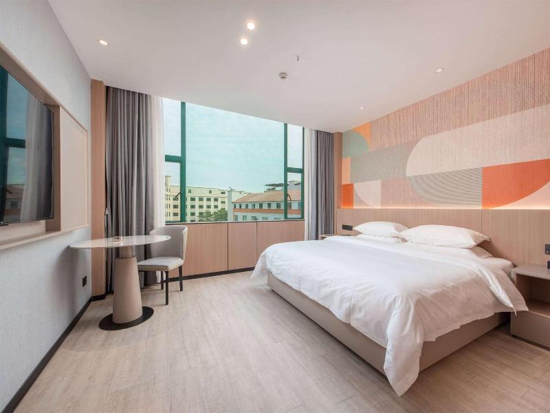Hawthorn By Wyndham Guangzhou Baiyun Airport image