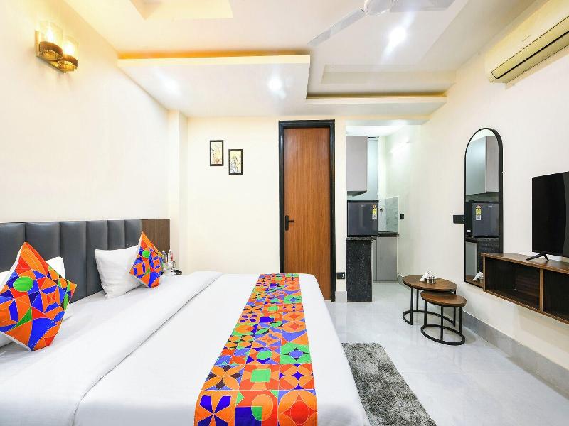 Fabhotel Rr Premium image