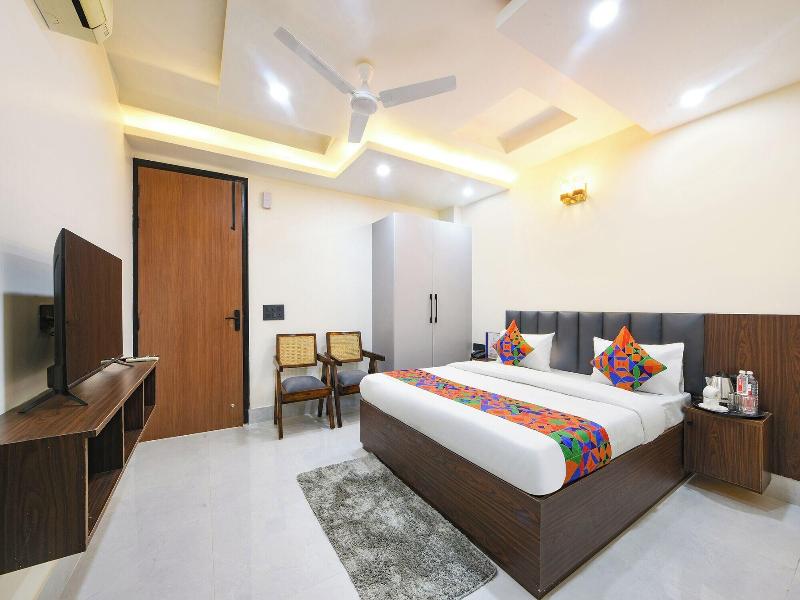 Fabhotel Rr Premium image