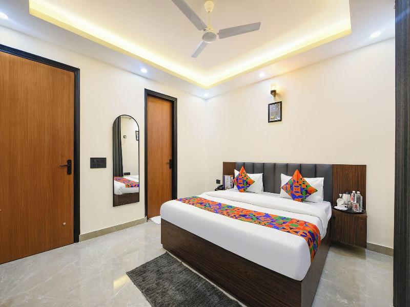 Fabhotel Rr Premium image