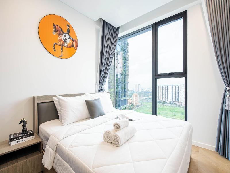 Kvg Luxstay West Tower Lumiere Riverside image
