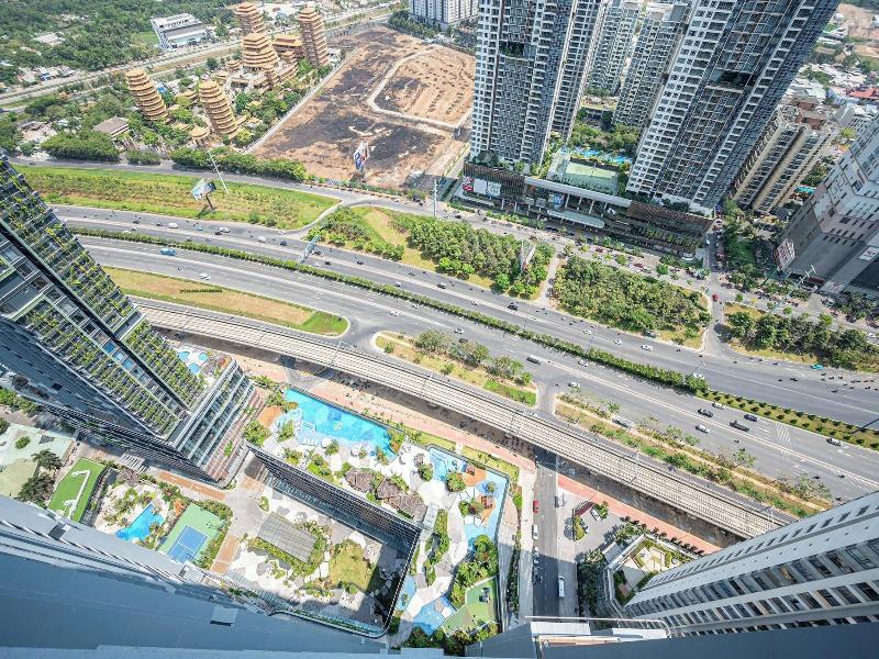 Kvg Luxstay West Tower Lumiere Riverside image