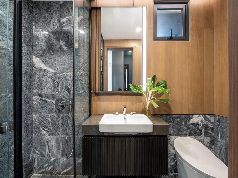 Kvg Luxstay West Tower Lumiere Riverside image