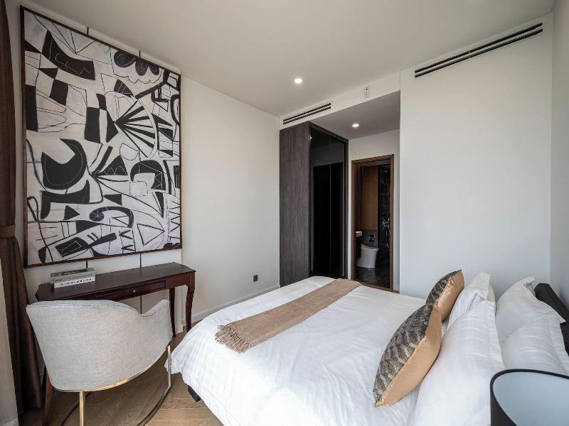 Kvg Luxstay West Tower Lumiere Riverside image