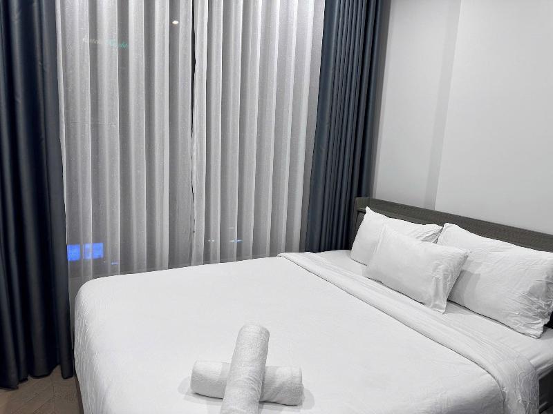 Kvg Luxstay West Tower Lumiere Riverside image