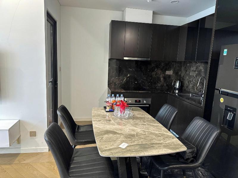 Kvg Luxstay West Tower Lumiere Riverside image