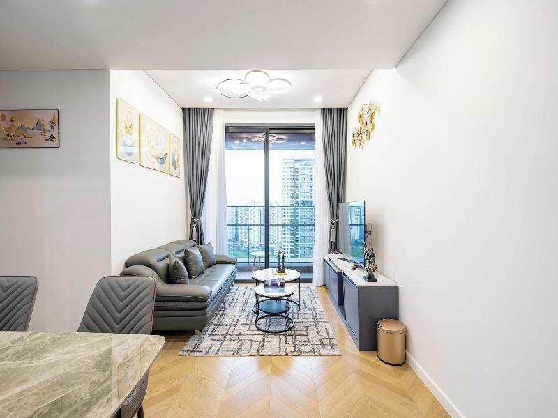 Kvg Luxstay West Tower Lumiere Riverside image