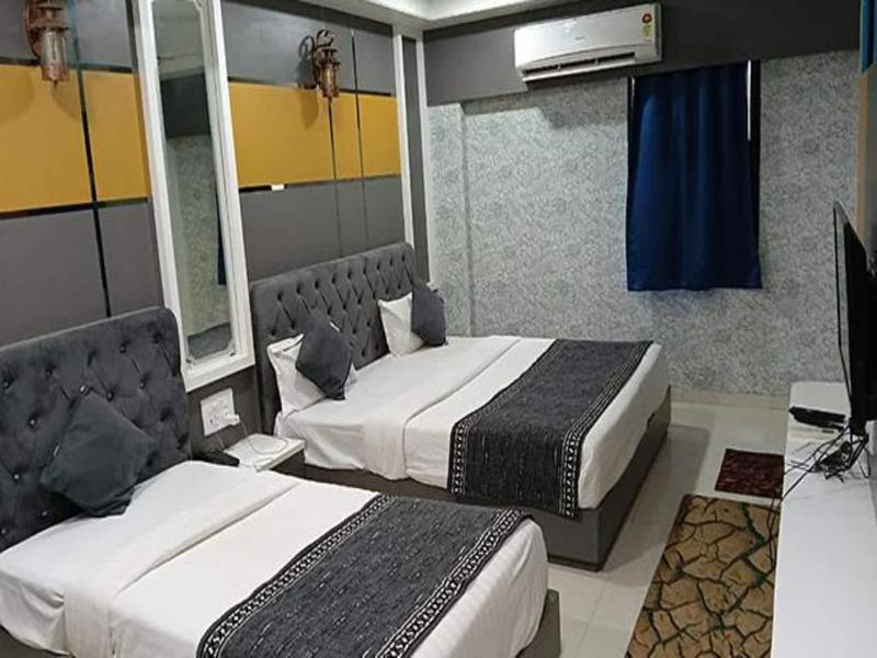 Fabhotel Imperial Suites image