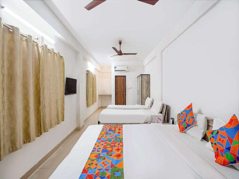 Fabhotel Relax image