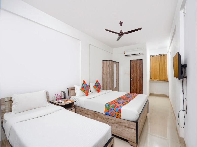 Fabhotel Relax image