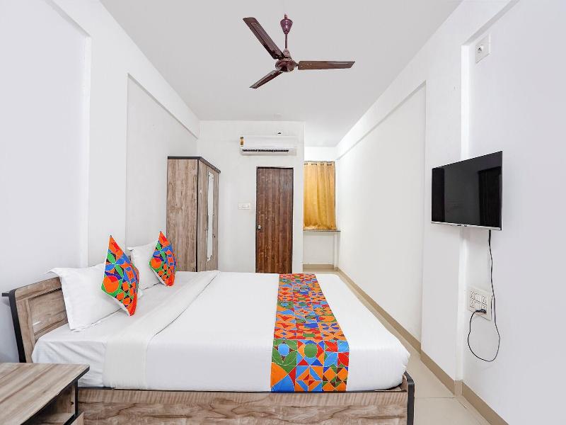 Fabhotel Relax image