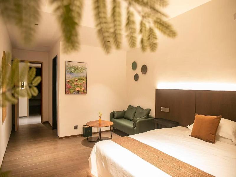 Everchanging Seasons Homestay image