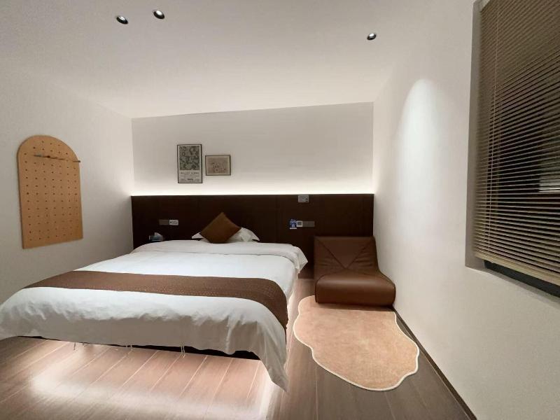 Everchanging Seasons Homestay image