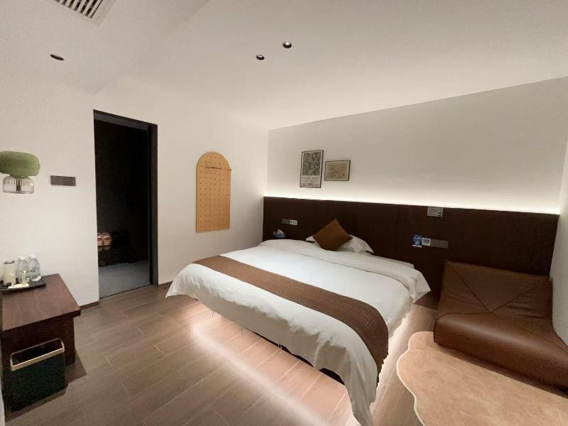 Everchanging Seasons Homestay image