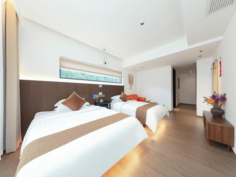Everchanging Seasons Homestay image