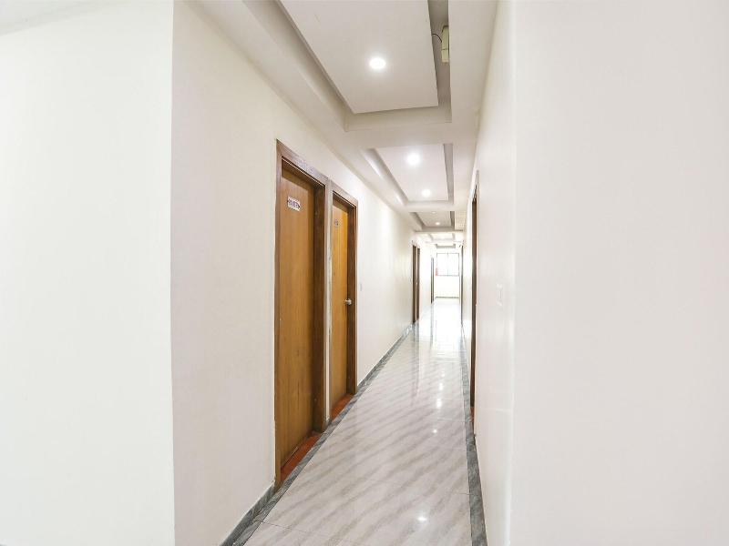 Fabhotel Raj Villa image
