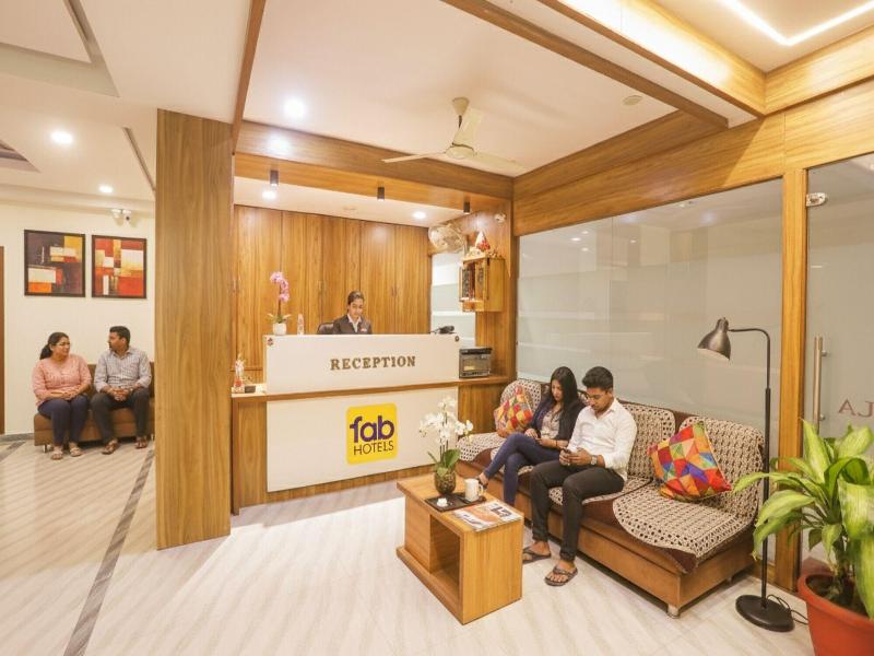 Fabhotel Raj Villa image