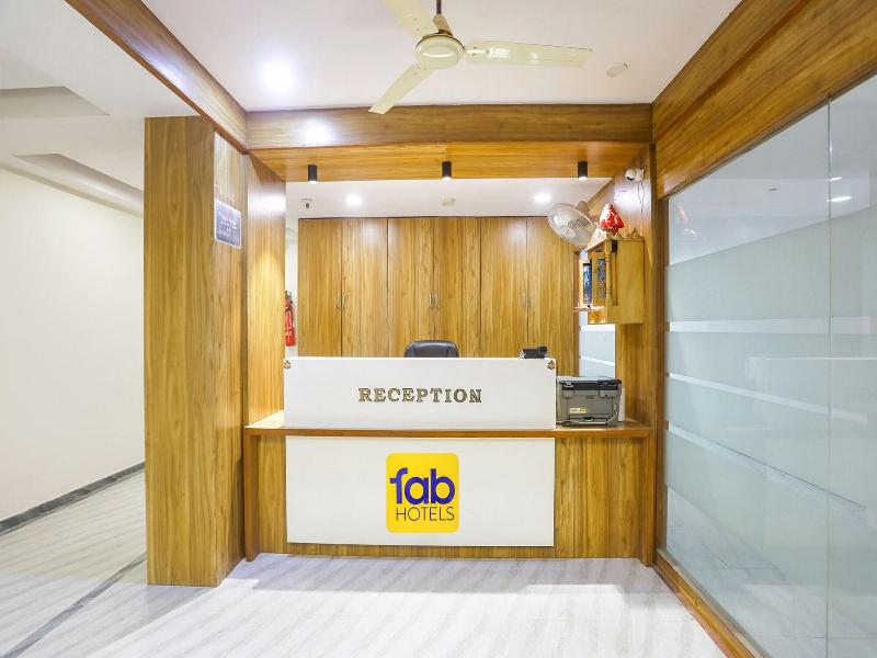 Fabhotel Raj Villa image