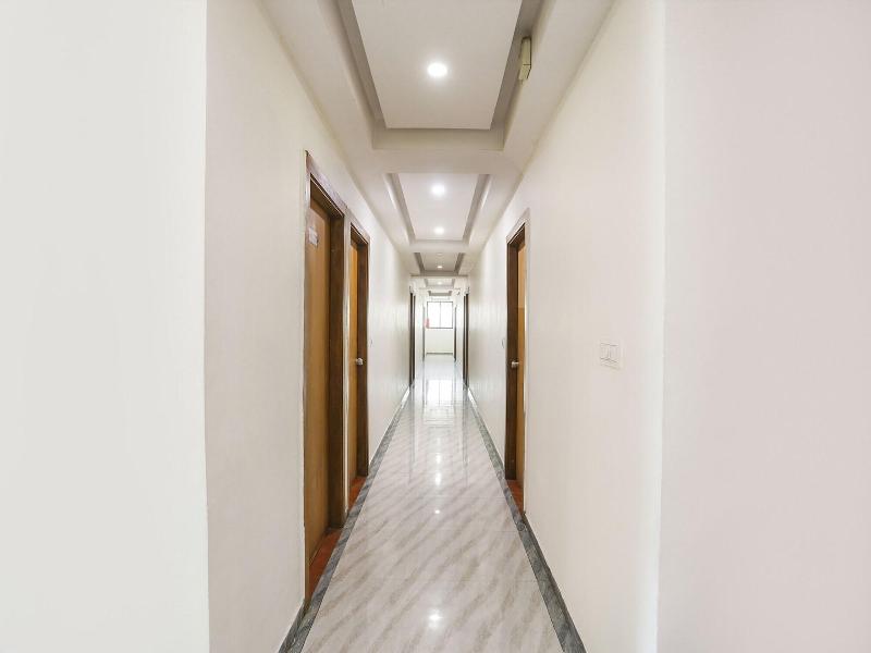 Fabhotel Raj Villa image