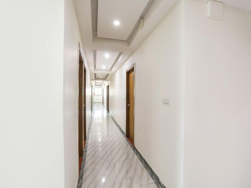 Fabhotel Raj Villa image