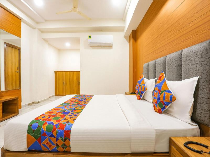 Fabhotel Raj Villa image