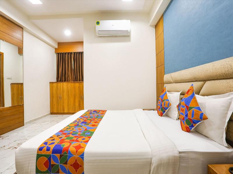 Fabhotel Raj Villa image
