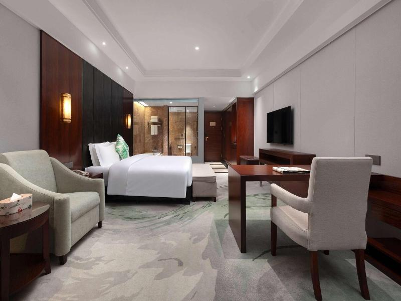Wyndham Garden Qianjiang Downtown image