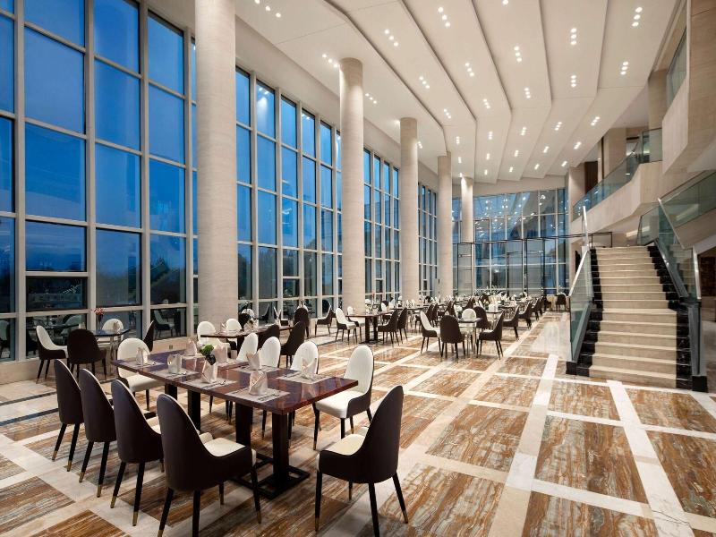 Wyndham Garden Qianjiang Downtown image 1