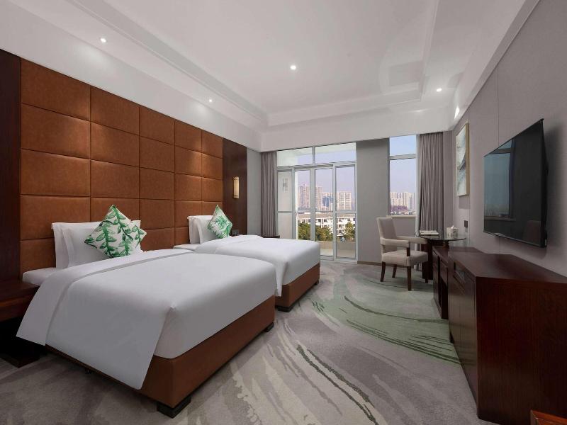 Wyndham Garden Qianjiang Downtown image 3