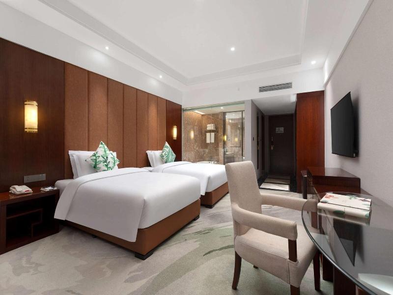 Wyndham Garden Qianjiang Downtown image 2