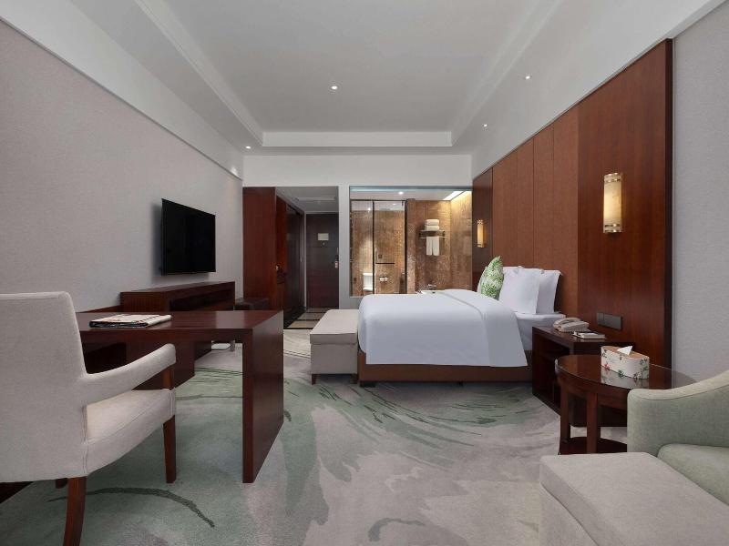 Wyndham Garden Qianjiang Downtown image