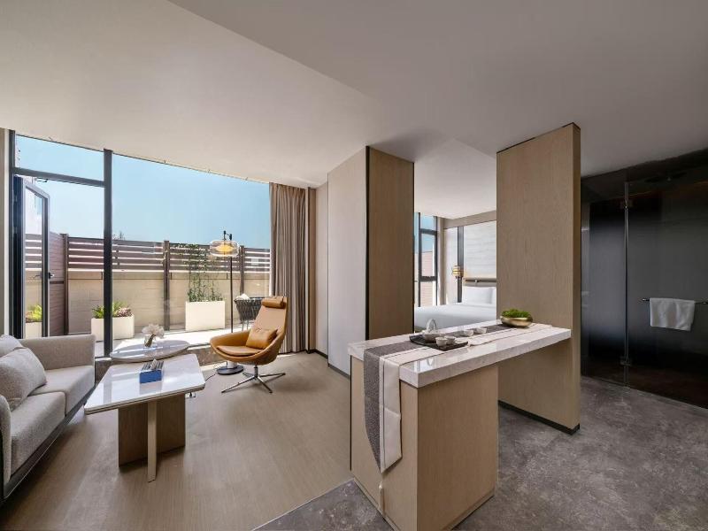 Shanghai Hongqiao Heyitang Hotel image