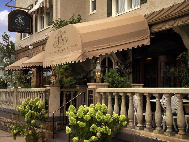 Bernards Inn image