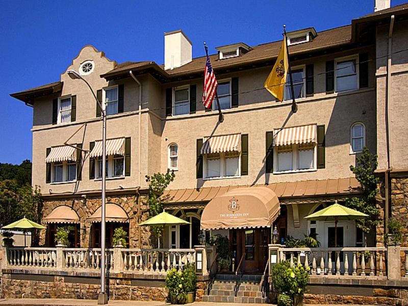 Bernards Inn image