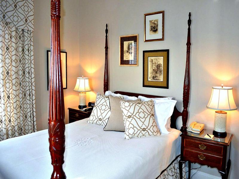 Bernards Inn image