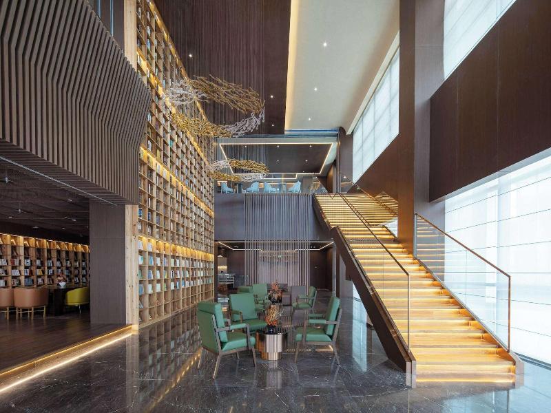 Days Hotel By Wyndham Qionglai Yangan New Town — view