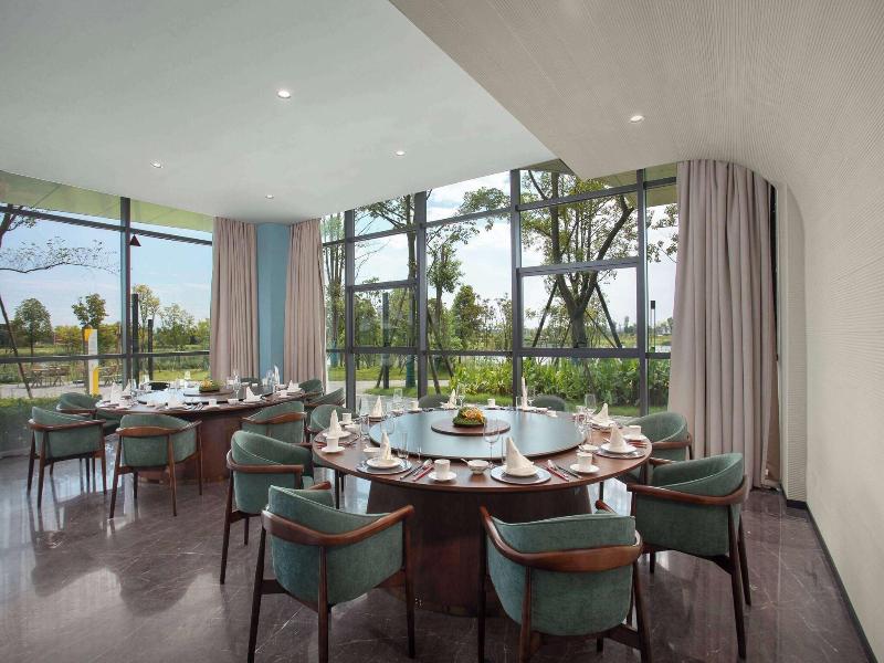 Days Hotel By Wyndham Qionglai Yangan New Town