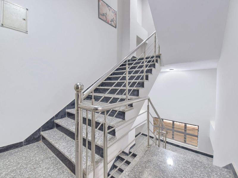 Fabhotel Grand Bala image