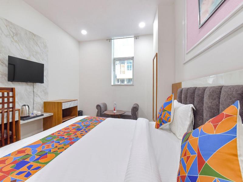 Fabhotel Grand Bala image