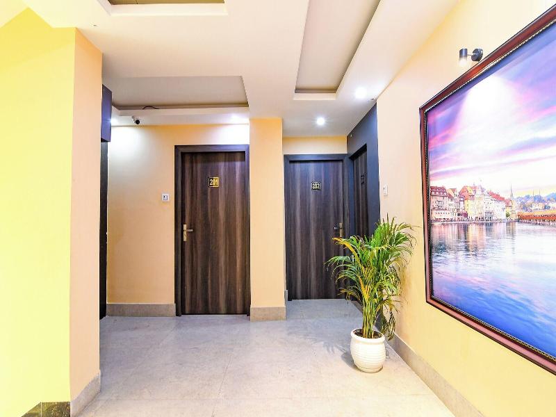 Fabhotel Prime Familto image