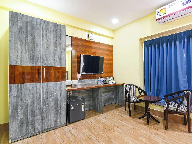 Fabhotel Prime Familto image